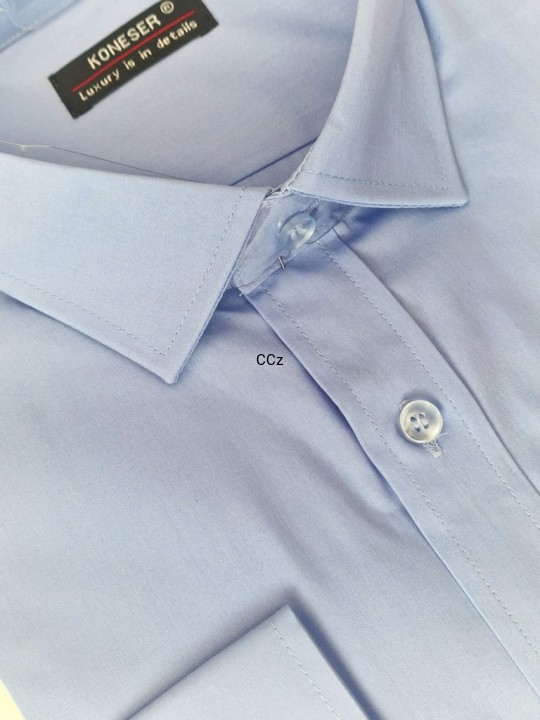 Elegancka-jednokolorowa-koszula-niebieska-rozm-40-idealna-na-kazda-okazje-Odcien-lazurowy.jpeg