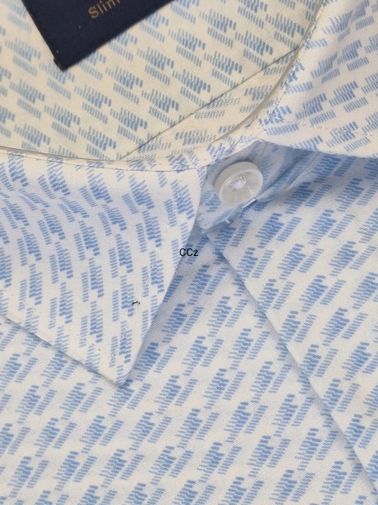 Klasyczna-biala-koszula-meska-z-unikatowymi-detalami-rozmiar-45-slim-fit-Rozmiar-XXL.jpeg