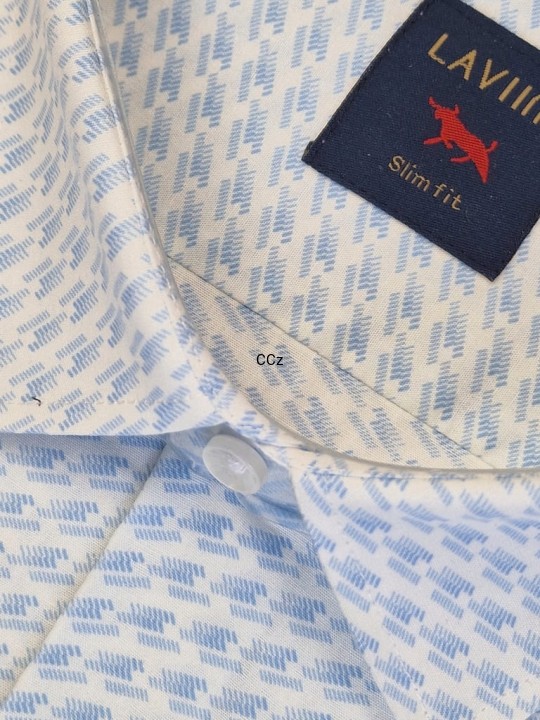 Klasyczna-biala-koszula-meska-z-unikatowymi-detalami-rozmiar-45-slim-fit-Rozmiar-kolnierzyka-45.jpeg